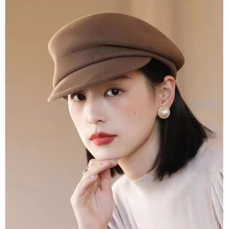 2024 Party 100% Pure Wool Custom Autumn and Winter Beret Designer Wedding Ladies New Peaked Cap Banquet Cloche Top Hat Wholesale