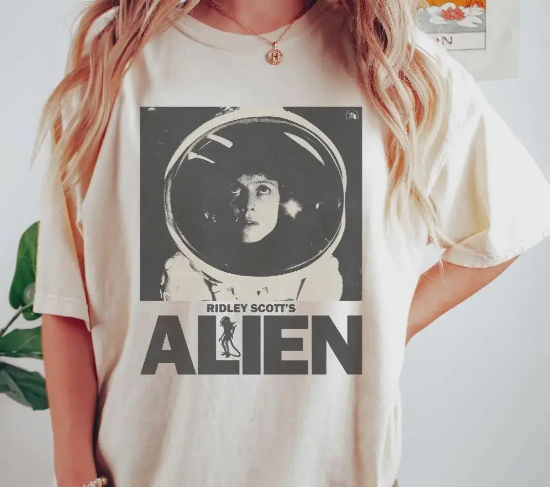 Alien Movie 1979 Camisa Alien Movie Teealien Movie Merch Camisa de terror vintage Camisa de película de terror Alien Movieretro Camisa de película