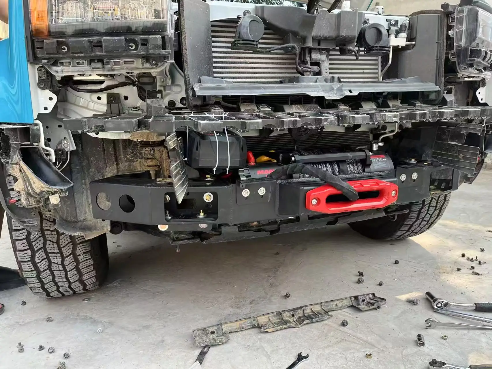 MANx4 المصد الأمامي الصلب ونش المصد الثور بار لـ Prado LC250 FJ250 #3