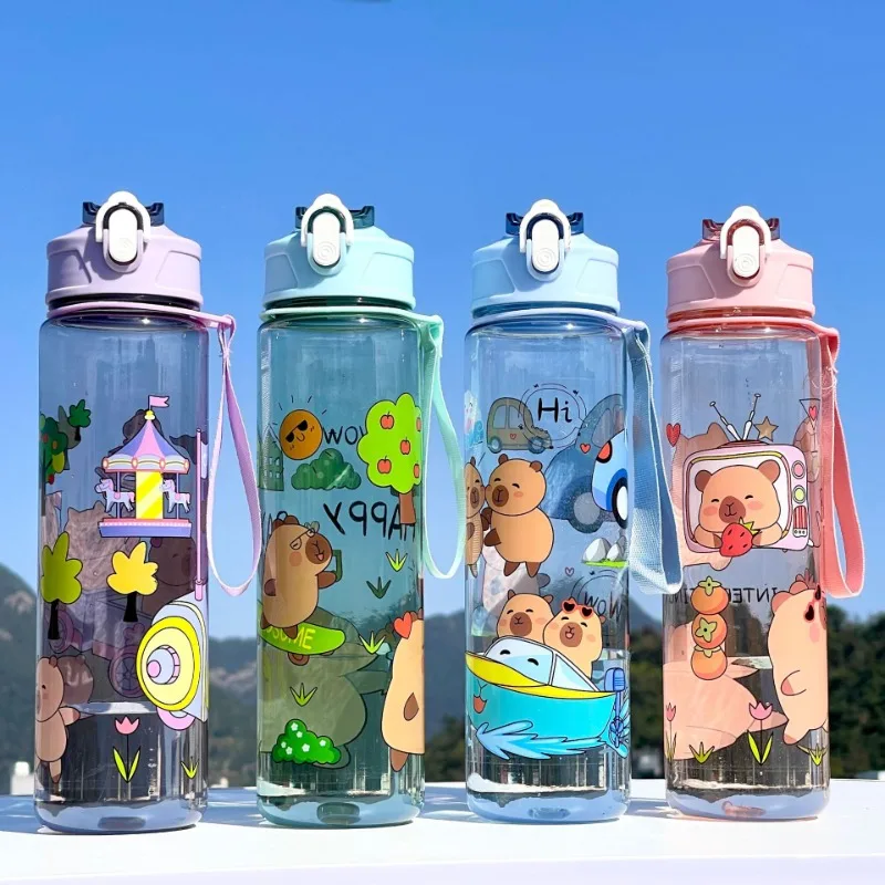 1/3/5/10PCS 750ML Capybara Stroh Tasse Niedlichen Cartoon Wasser Flasche mit Tragegurt Auslaufsicher tragbare Trinkbecher Sport Flasche