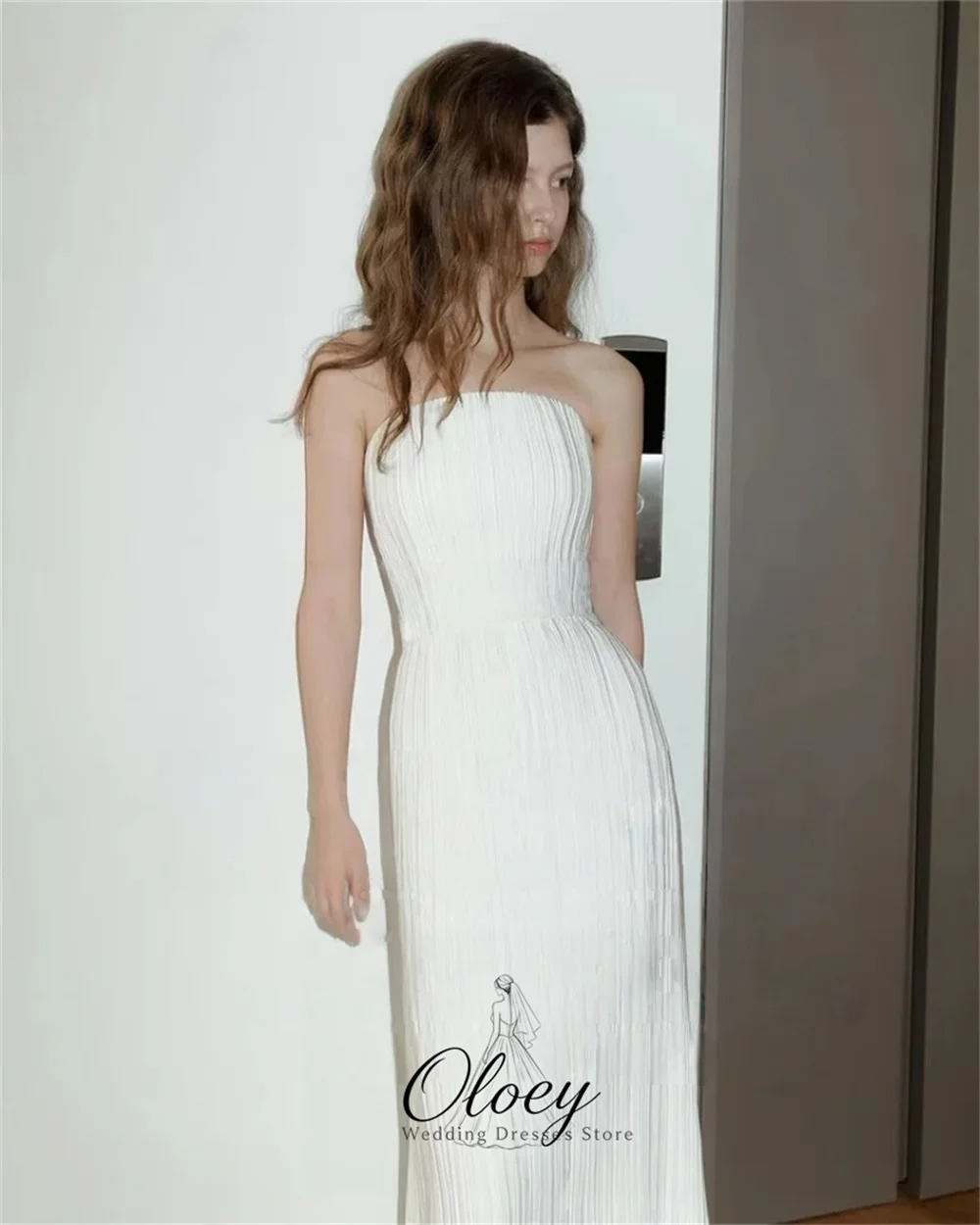 OLOEY Simple Strapless Korea Wedding Dress Photo Shoot Pleated A-Line Bridal Gown Customized Outdoor Wedding Dress 웨딩드레스
