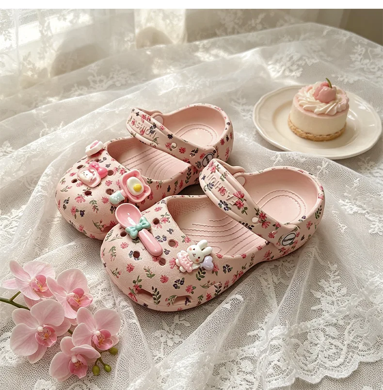 2026 Sommer Mädchen Mode Dickbodige Lochschuhe EVA Pantoffeln Rutschfeste Baotou-Slipper Outdoor Strand-Sandalen – Detail 6