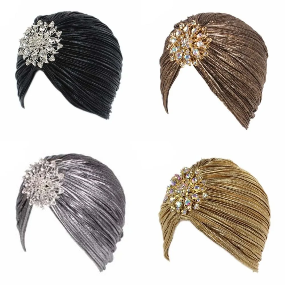 موضة مطوي المرأة قبعة عمامة قبعة الكيماوي قبعة الأفريقية قبعة هندية فاخرة مع بروش أغطية الرأس مطاطا بيني إكسسوارات الشعر