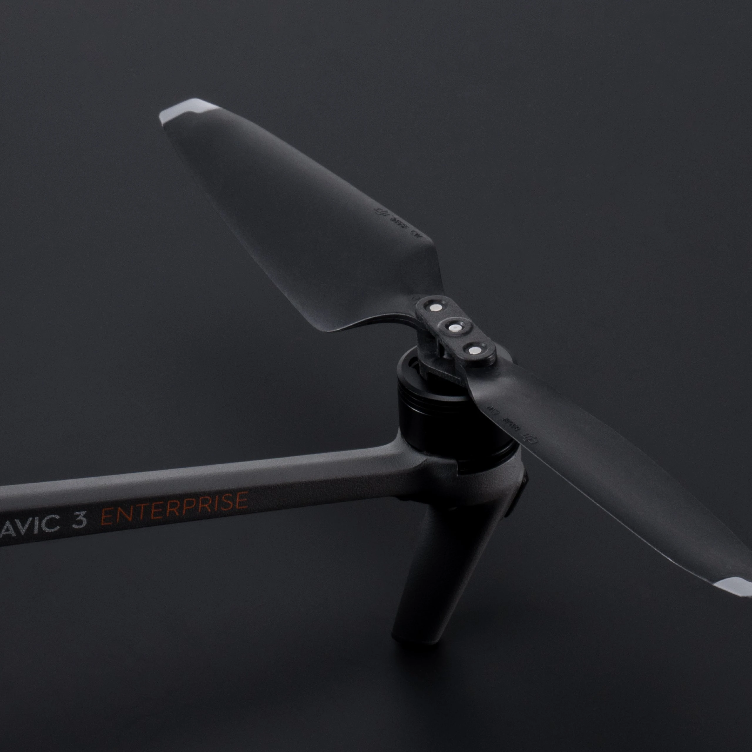 

DJ Mavic 3 Enterprise Series Low-Noise Propellers - Quiet Flight Solution