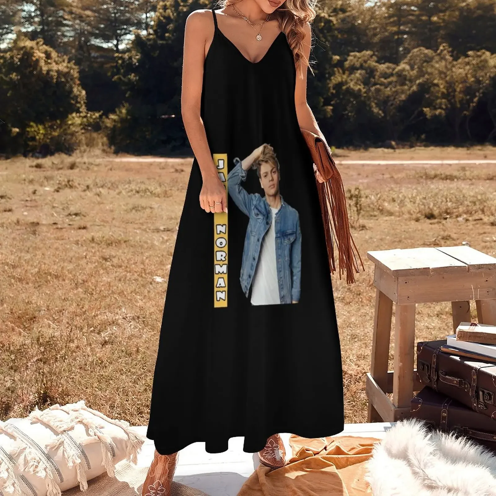 ジェイス・ノーマン Tシャツ ファンへのギフト、男性と女性へのギフト、母の日、父の日のギフト ノースリーブドレス 女性用セクシードレス ドレス