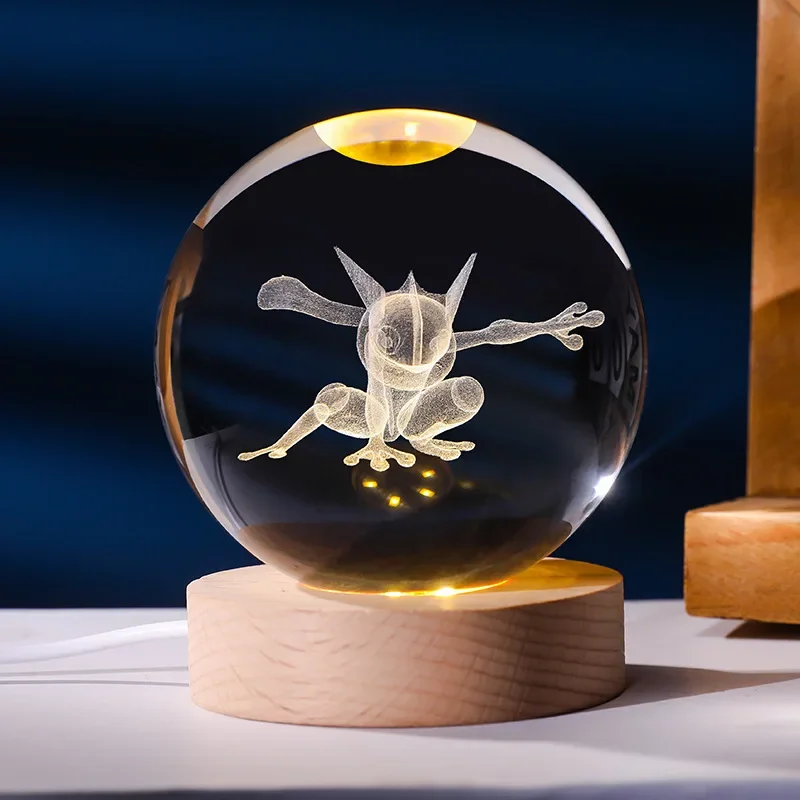 6cm Pokemon 3D Kristallkugel Pikachu Gengar Eevee Planeten-Nachtlicht Lasergravur Glas Pokeball Statue Sammlerstücke