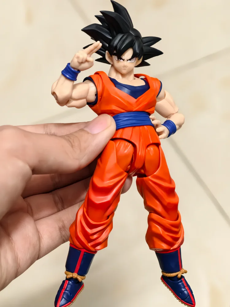 

Genuine In Stock Super Saiyan Son Goku Action Figure 1/12 Doll Desktop Decoration Model Play Enthusiasts Collectibles Toy Gift