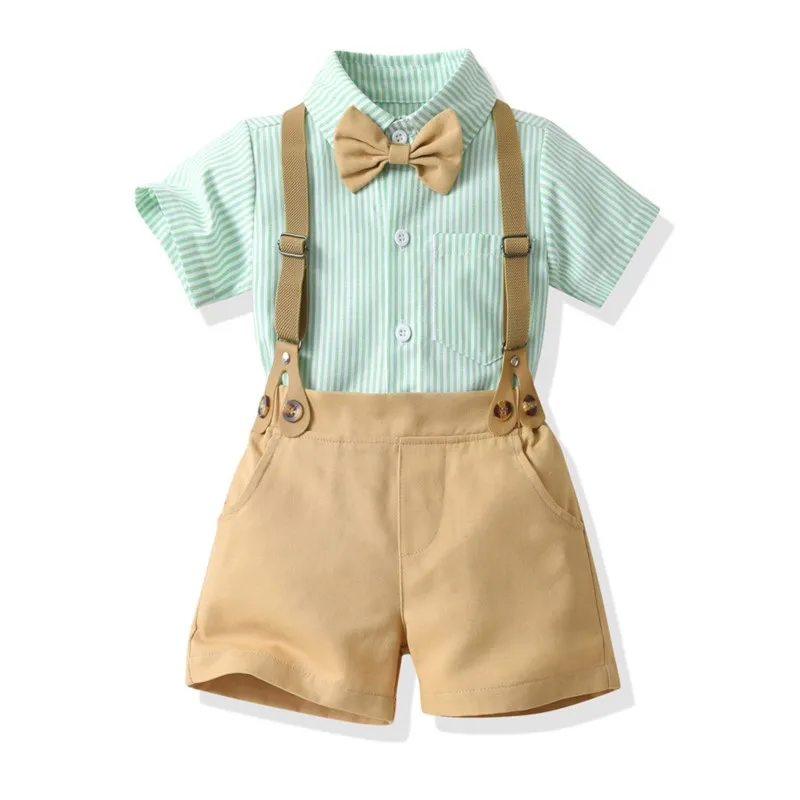 

Boys' summer pantsuit with striped short sleeves