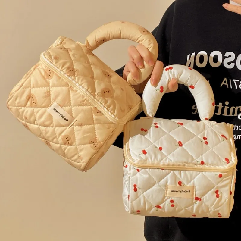 

1 Piece Korean Fashion Cartoon Bear Make Up Bag for Girl Ins Style Cherry Cosmetic Box Large Capacity Travel Organizer Bag