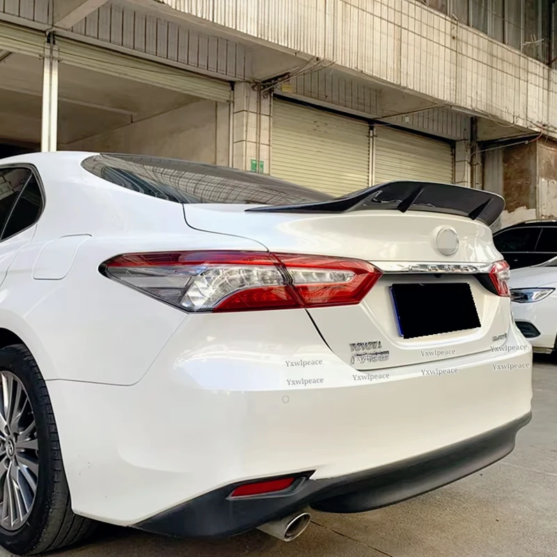 

For Toyota Camry 2018 2019 2020 2021 2022 Spoiler R Style Real Carbon Fiber /ABS Rear Trunk Lid Spoiler Car Styling