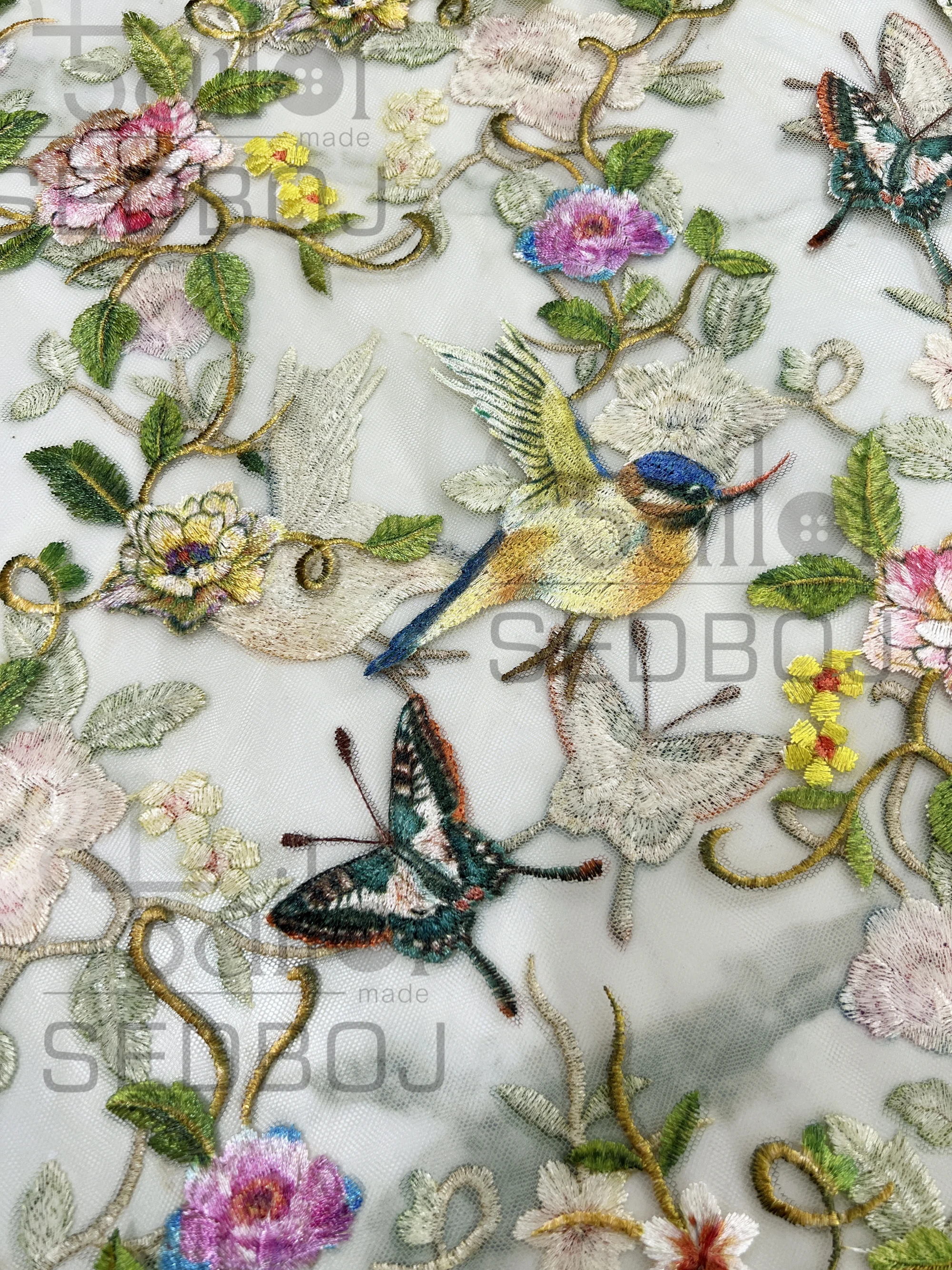 Tailor Shop Abito jacquard con fiocco personalizzato di media lunghezza con orlo ampio per donna