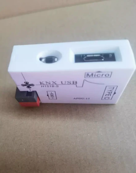 KNX USB Port KNX Downloader Two USB Ports Type C and Micro Usb