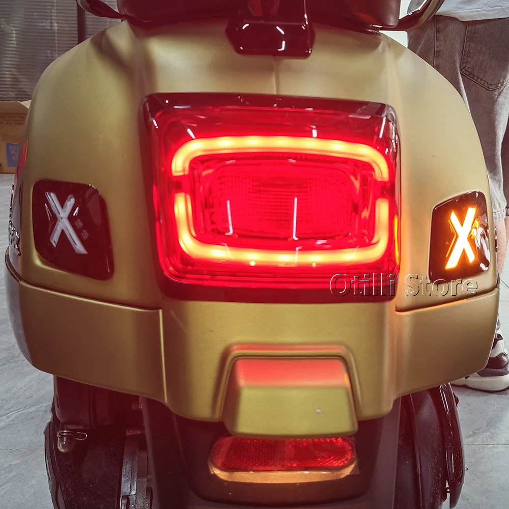 

Motorcycle Accessories LED Front Rear Turn Signal Indicator Daytime Running Light For Vespa GTS 300 gts300 GTS300 2023 2024 2025