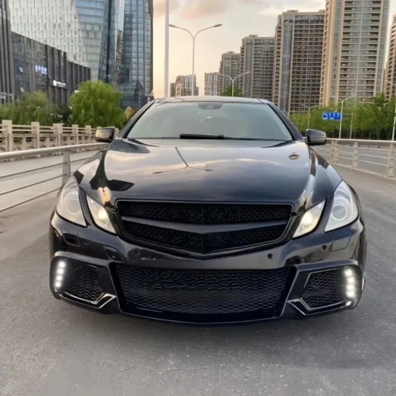 Suitle Modification of W207 E-Class E200 E260 E350 with Large Body Kit Two of Convertible Version 2