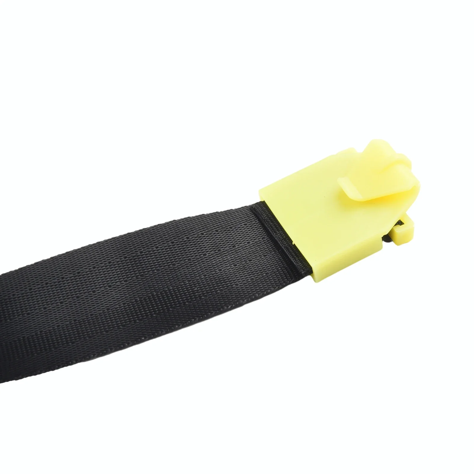 Professional Sprayer Strap Designed To Improve Weight Distribution And Enhance Comfort During Backpack Spraying