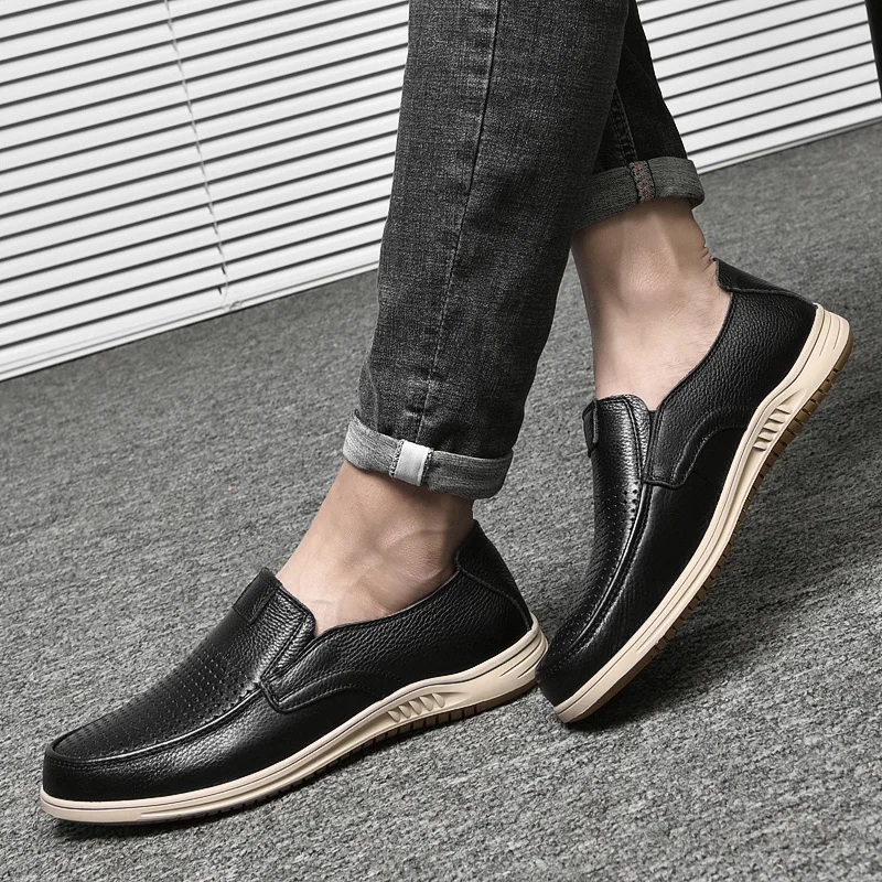 High Quality Handmade British Style Men Dress Loafers Genuine Leather Business Oxfords Perforated and Breathable Men Flats Shoes