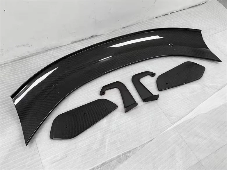 GT4 Style Dry Carbon Fiber Rear Spoiler Wing Trunk Spoiler for Lotus Emira