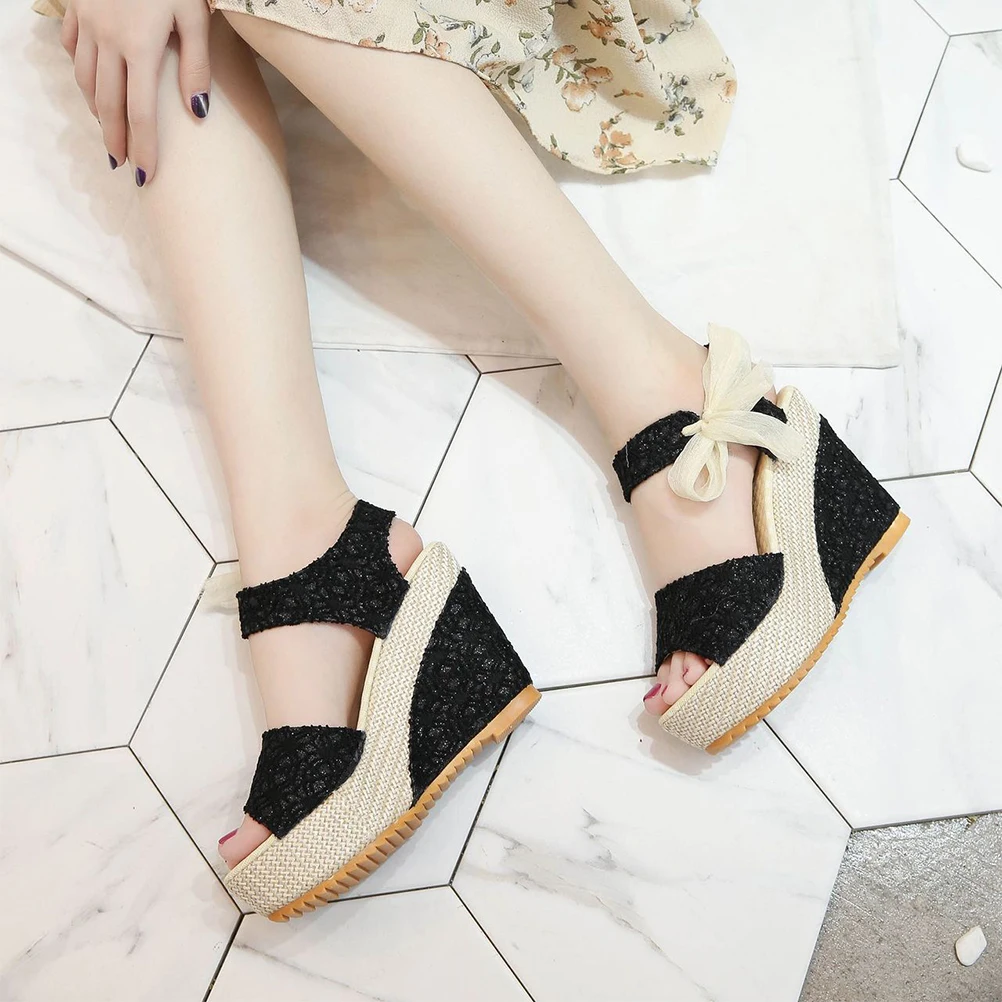 

Сандалии с открытым носком на танкетке, летняя черная пляжная женская обувь на платформе, женские сандалии премиум-класса, резиновая подошва