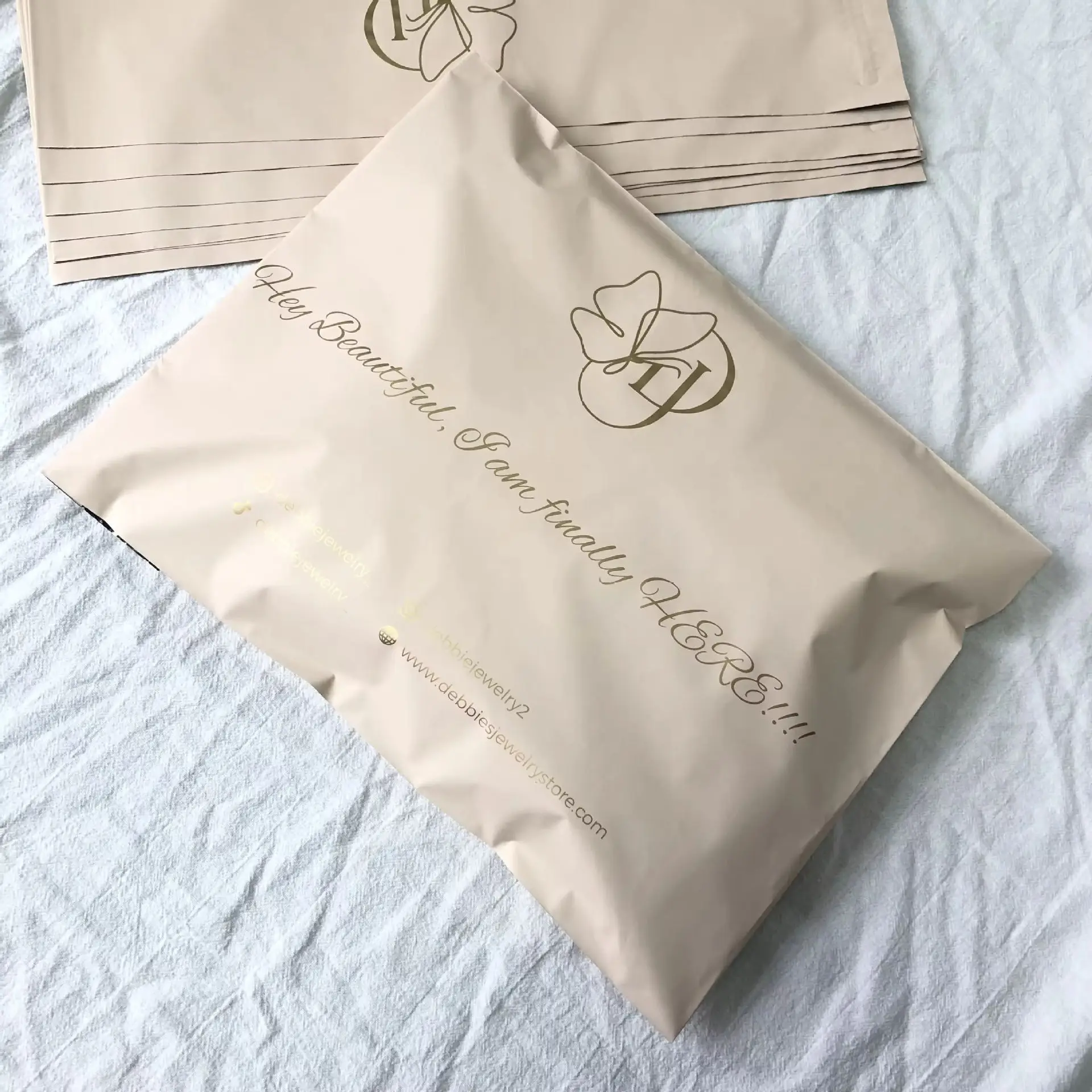 Apricot matte mail bag brand new material plastic plastic gift bag thick bag envelope express bag printing company logo slogan