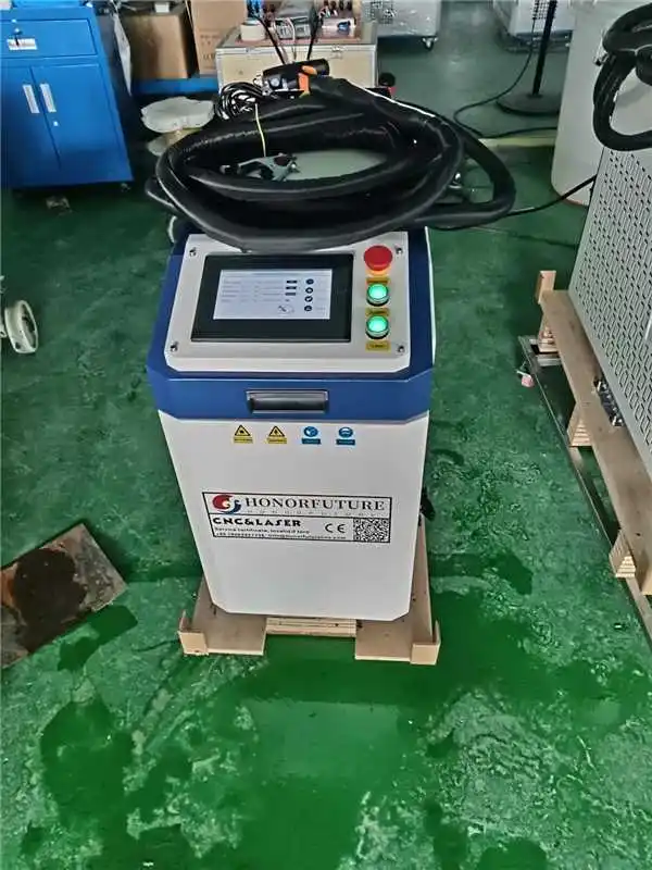 Handheld 3 in 1 Laser Welder 1500W 2000W 3000W BWT MAX Raycus Laser Source Fiber Laser Welding Machine for Metal Price