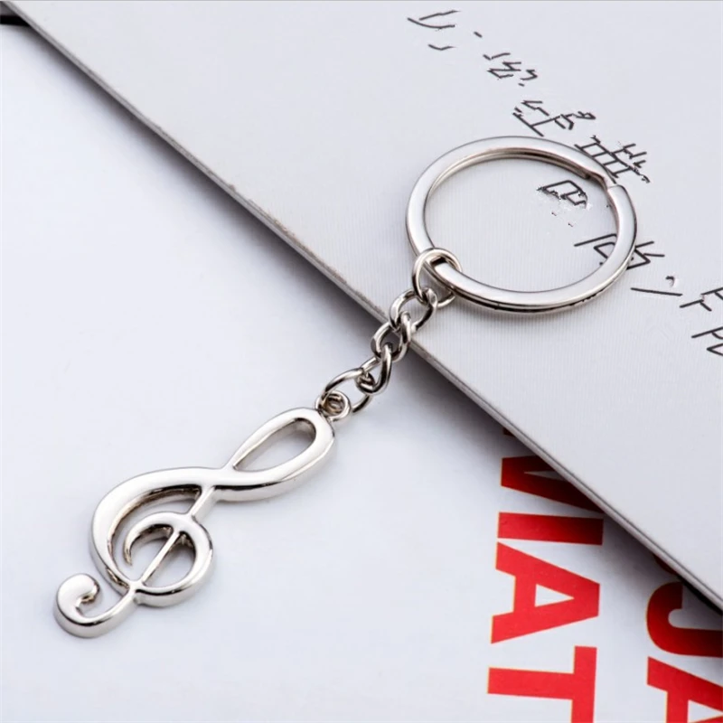 2023 New keychain key ring silver plated musical note keyring for bag car metal music symbol key chains