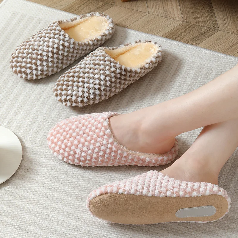 Fashionable and Sweet Candy Macaron-Colored Polka Dot Autumn and Winter Long Plush Warm Soft-Soled Silent Women's Home Slippers image 4