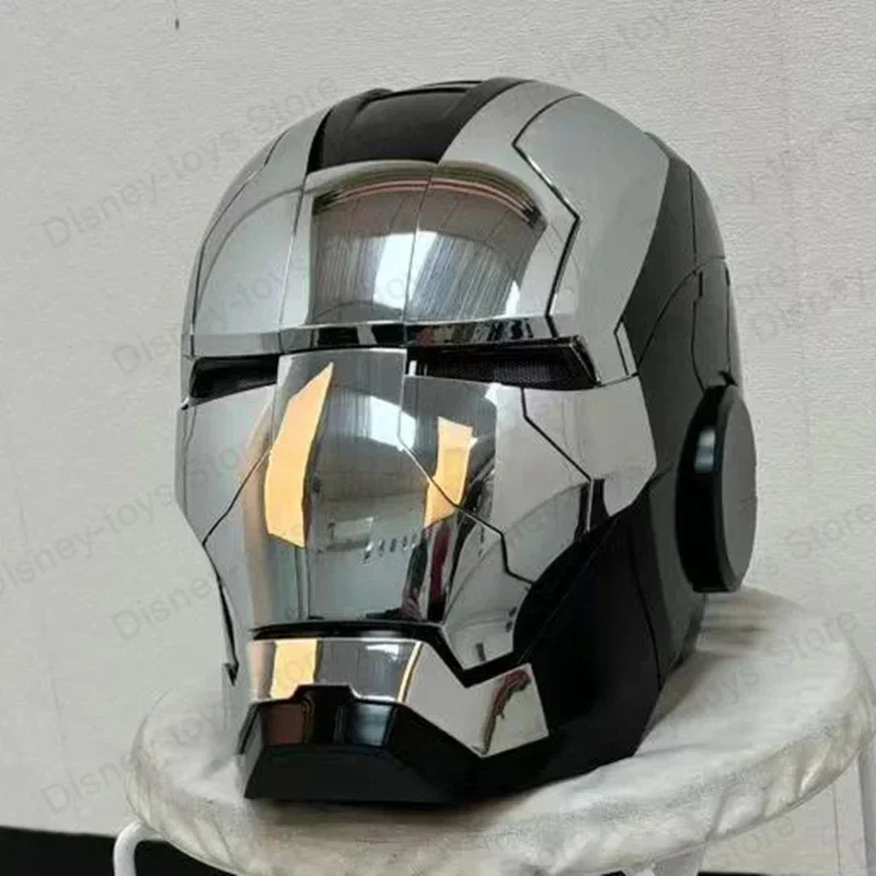 Nowy kask Iron Man 1:1 Mk5 sterowanie głosem oczy ze światłem zabawki modele dla dorosłych elektryczny poręczny prezent na boże narodzenie