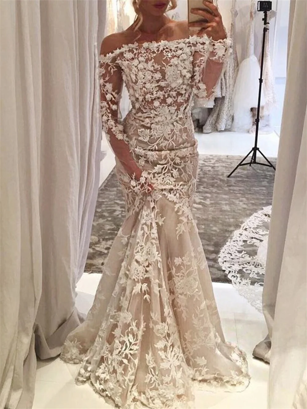 Splendido abito da sposa floreale appliqued tromba/sirena 2023 lussuosa barca con perline principessa mezze maniche pizzo Tulle temperamento