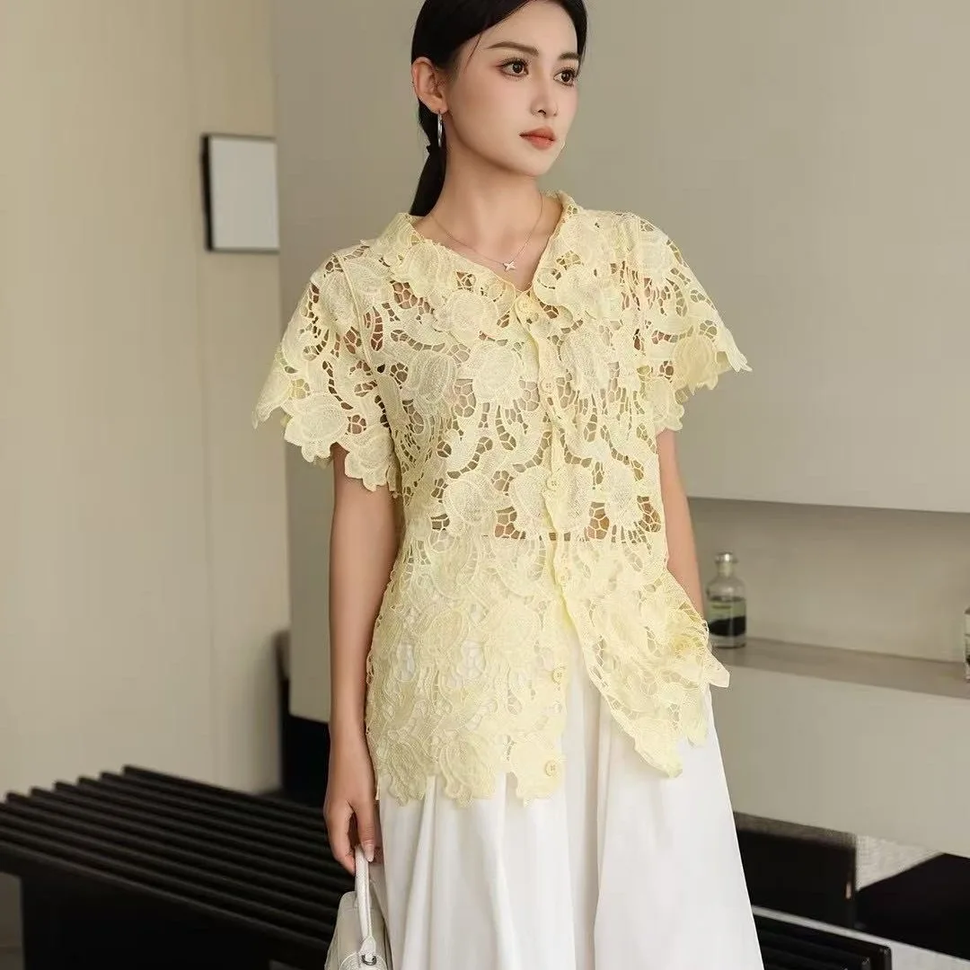 

Korean Fashion Women Lace Blouse 2025 Summer Milk Silk Hollow Out High-end Embroidered Flower Lace Shirt Short-sleeved Top
