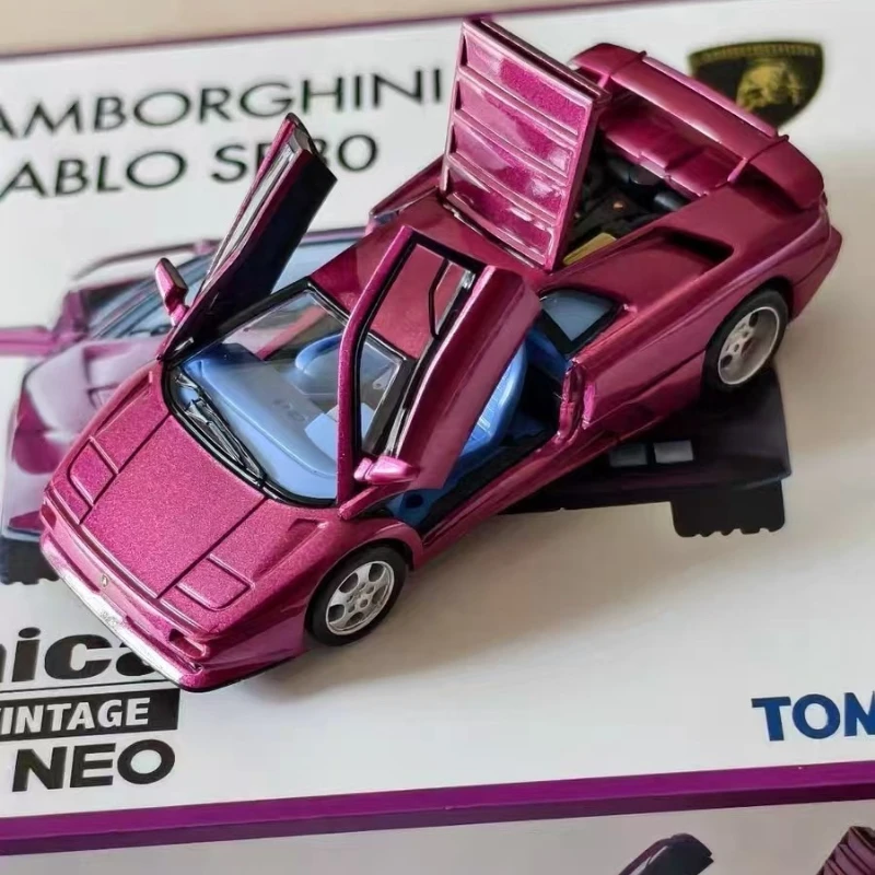 In stock 1:64 big pineapple, purple alloy imitation car model, boy toy gift, room collection statue