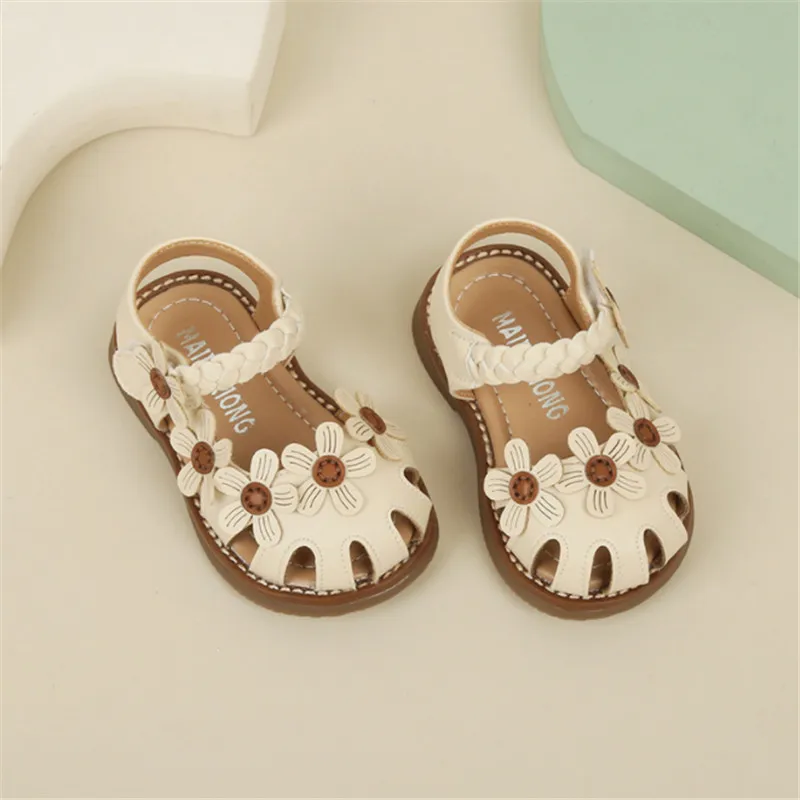 2023 New Summer Baby Shoes For Girls Cute Flower Cut-outs Infant Princess Sandals Closed Toe Fashion Toddler Kids Sandals