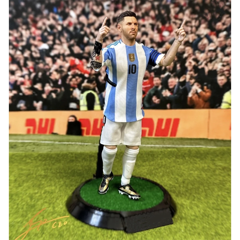 Patung legenda sepak bola versi tim nasional, Action figure mainan anak hadiah ulang tahun skala 1/6 Messi