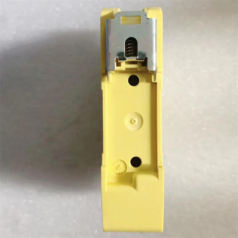 Do modułu rozszerzeń Phoenix PSR-SPP-24UC/URM4/5X1/2X2/B 2981046