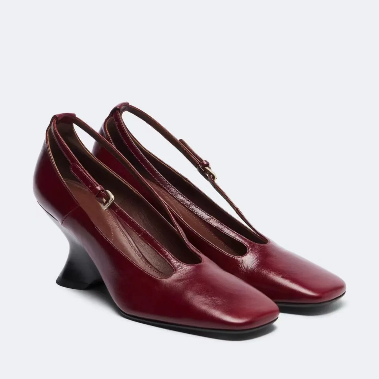 PU Leaher Square Toe Shallow Women Marry Jane Shoes Strange Style High Heels Buckle Strap Design Large Size Pumps Shoes