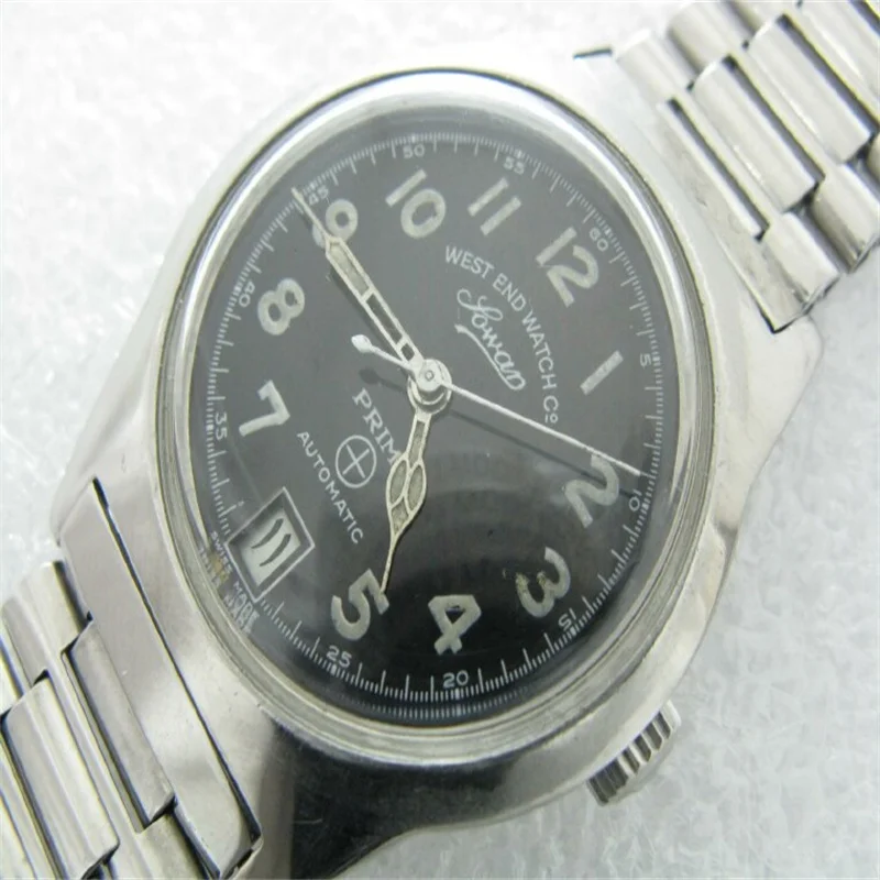 Six o'clock Middle East Special Iranian Calendar  automatic westend military watch