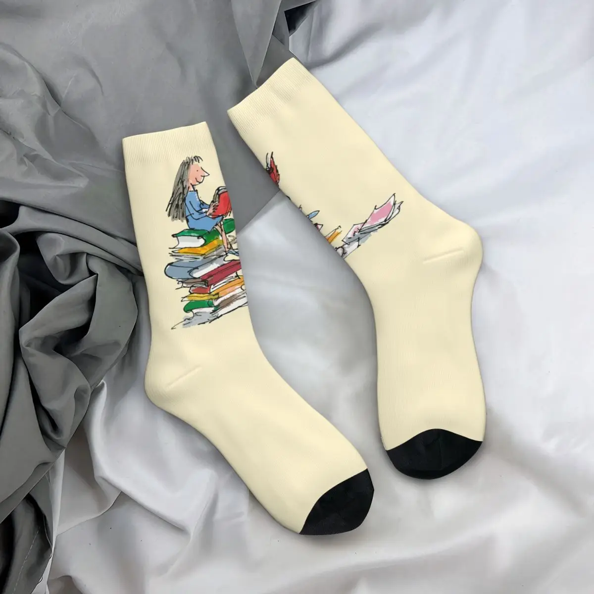 マチルダ読書ソックス原宿吸汗ストッキングオールシーズンロングソックスアクセサリー男性用女性用誕生日プレゼント