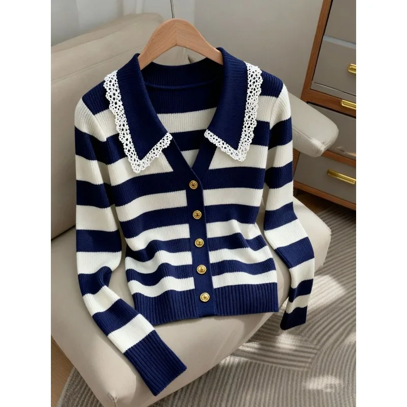 Lazy Style Women's Striped Lace Sweater Early Autumn New Style High-end Western Style Long-sleeved Top