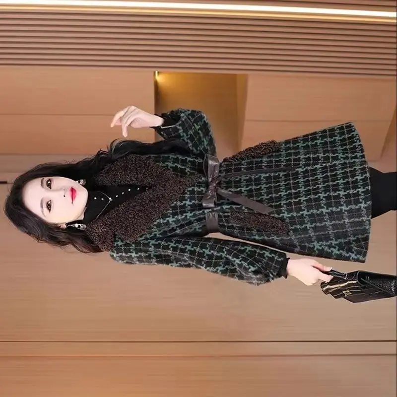 

Women Wool Coat 2024New Autumn Winter lattice Woolen Jacket Women Korean Middle Aged Female Mid Long Overcoat Windbreaker Female