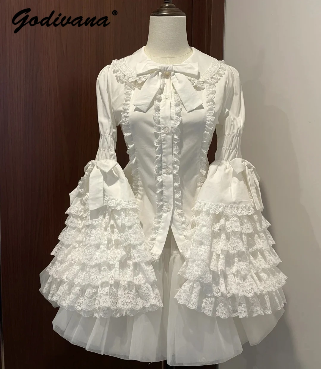 Elegant Lolita Shirt New Spring and Autumn Women's Lace Bow Flare Sleeve Sweet Inner Shirt Blouse Girls Cute Blusas Tops