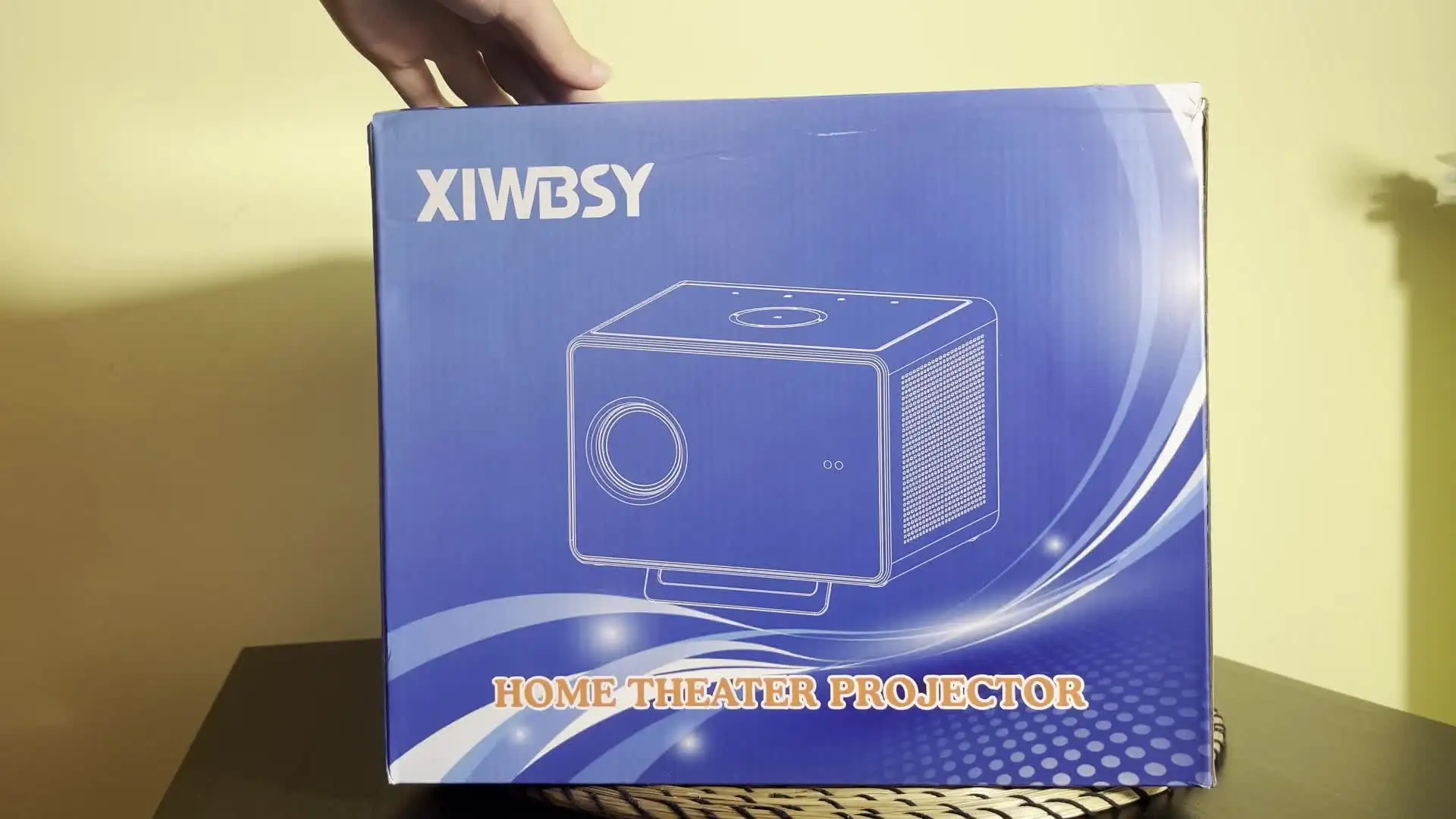 XIWBSY 4K Google TVプロジェクター 52000ルーメン