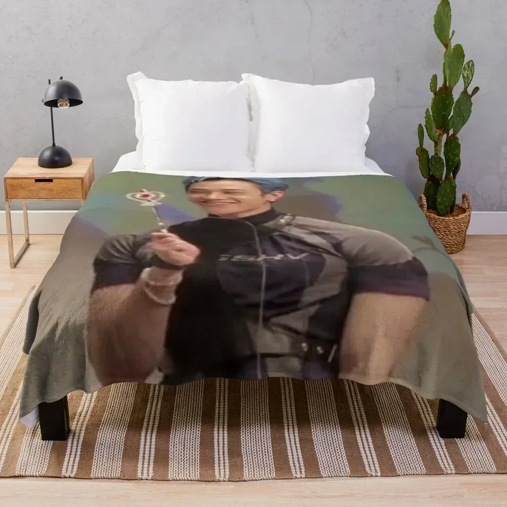 

princess chan Throw Blanket Versatile Cozy Throw Blanket for All Occasions