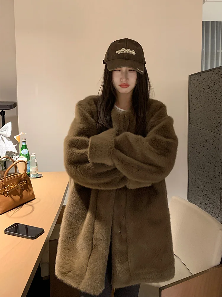 2025 Fashion Maillard Imitation Mink Rabbit Fur Coat Women's New Versatile and Fashionable Loose Fur One-piece Thick Top Wh76