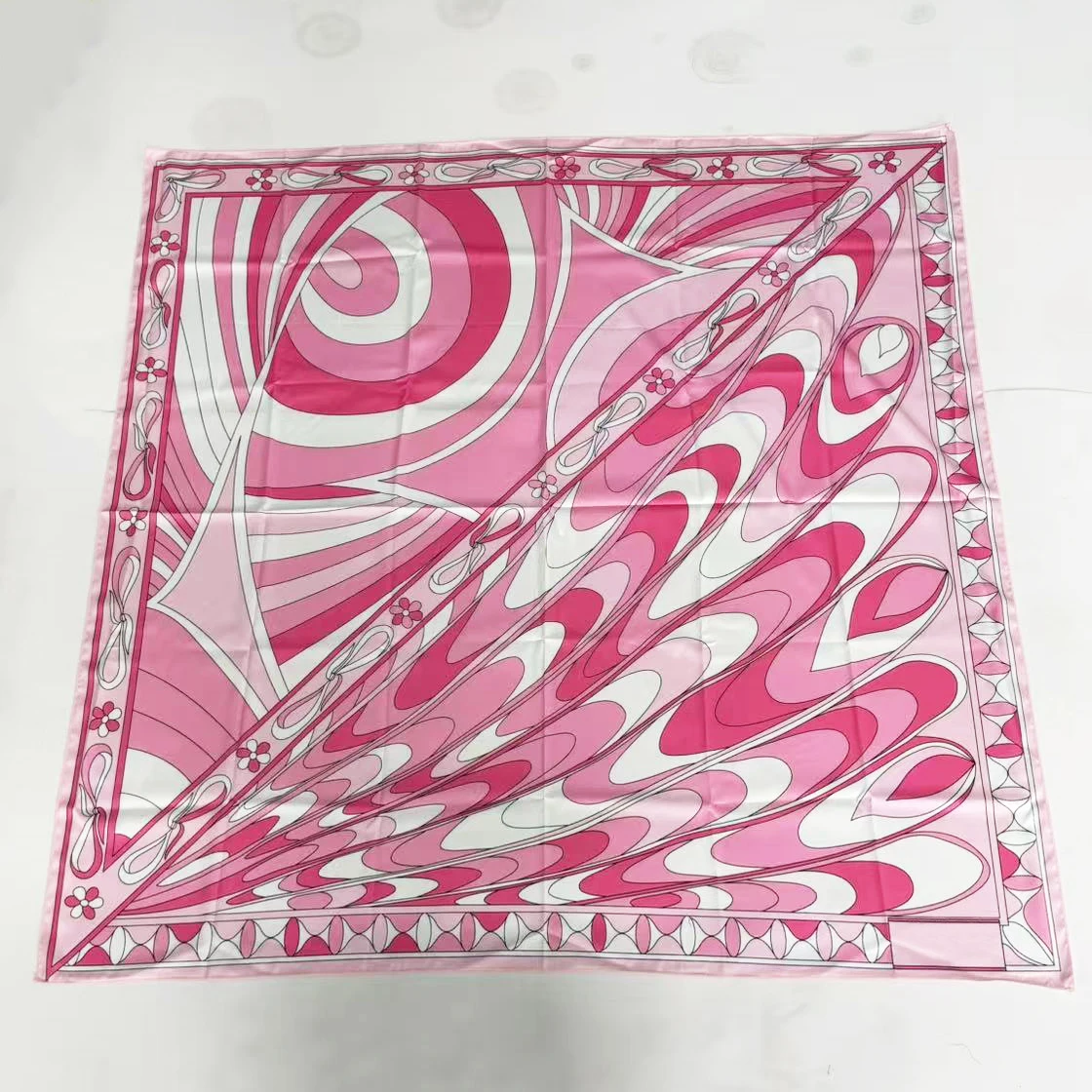 Pañuelo Cuadrado de Seda Rosa para Mujer con Logotipo de Diseñador, Faldas de Playa de Lujo de Marca para Dama, Diseño de Moda