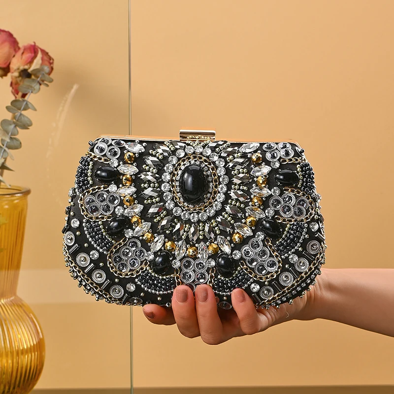 Popular vintage women\'s banquet black diamond hand embroidery Evening Clutch Bags chain shoulder bag Rhinestone Pearl hand bag