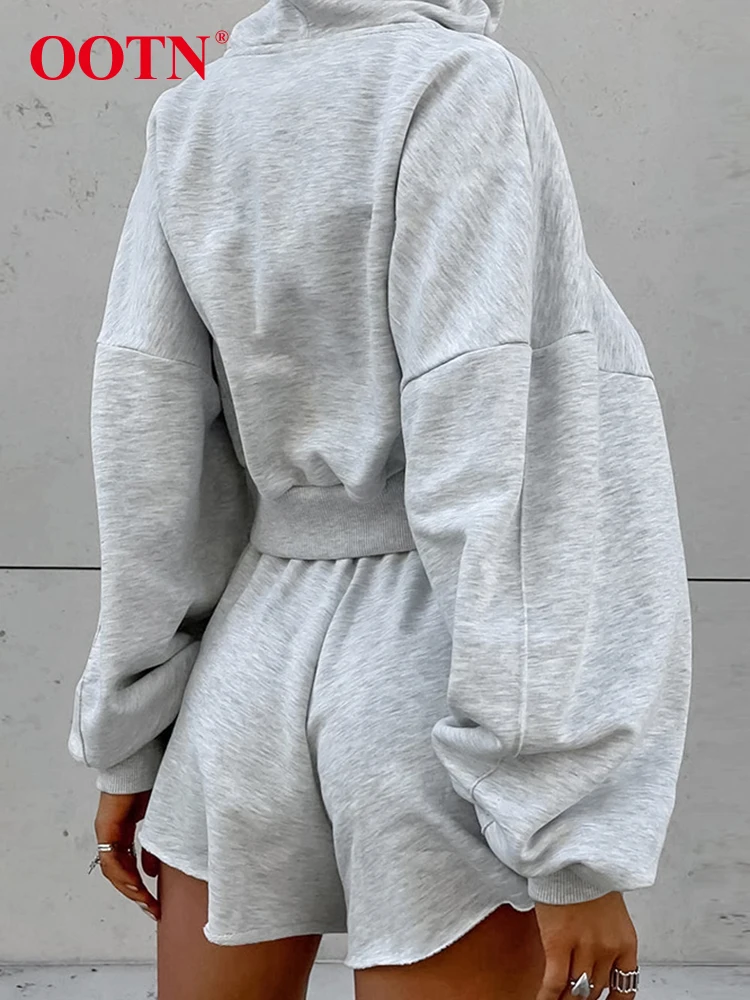 OOTN Gray Streetwear Sweatsuits Sweater Zipper Hooded And Baggy Shorts Two Pieces Sets Sporty Autumn 2024 Sweatshirts 2-Piece