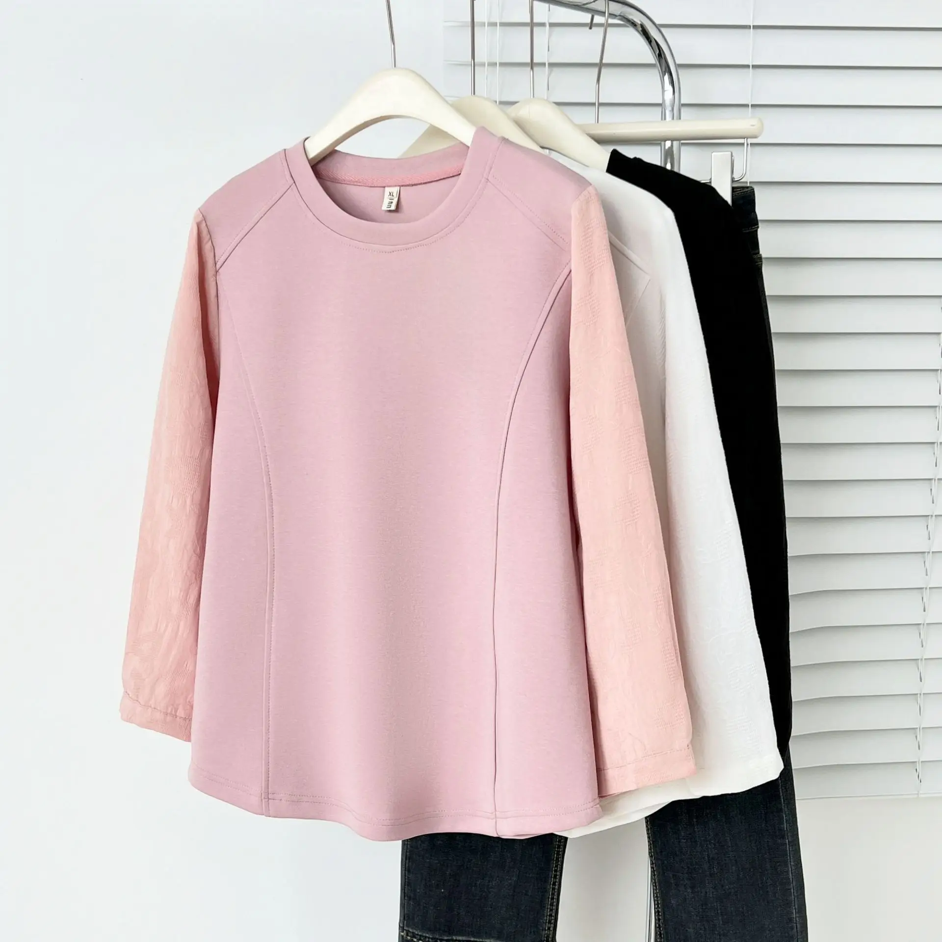 

Весна 2025 года, топ больших размеров, новинка, 100 кг, жаккардовая футболка с длинными рукавами и темпераментным дизайном 853