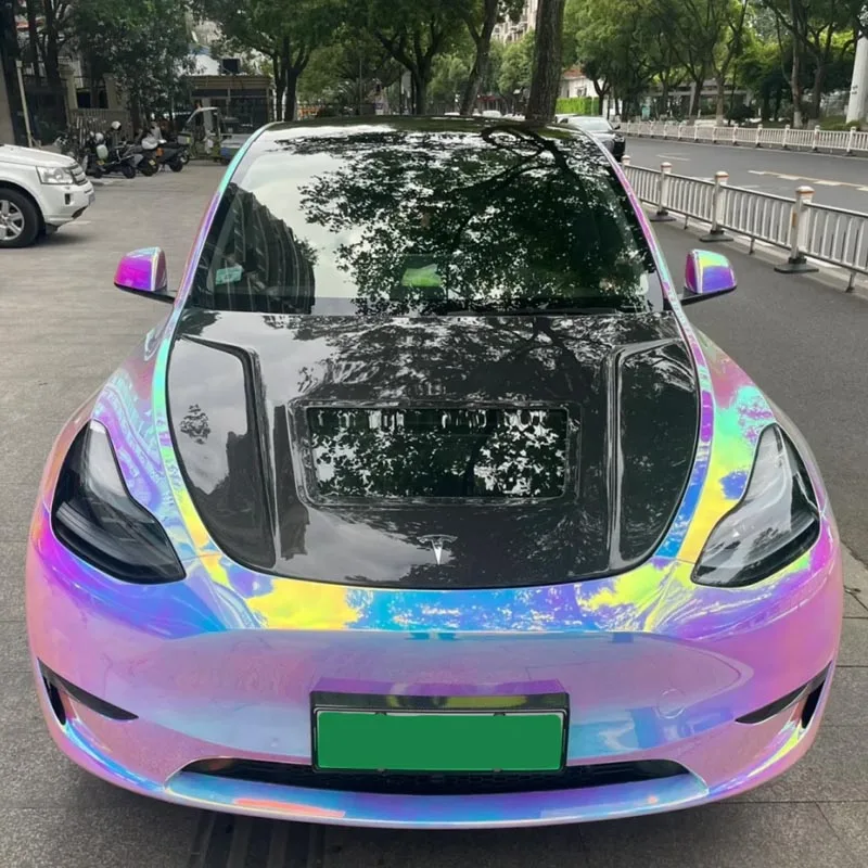 Premium Glossy Holographic Rainbow Chrome White Vinyl Wrap Film Roll DIY Self Adhesive Car Decal Wrapping Foil Air Release view 3