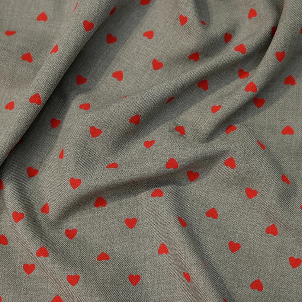 

Red Heart Printed Clothing Fabric Use For Sewing Skirts, Bags, Designer Materials, 145CM*100CM
