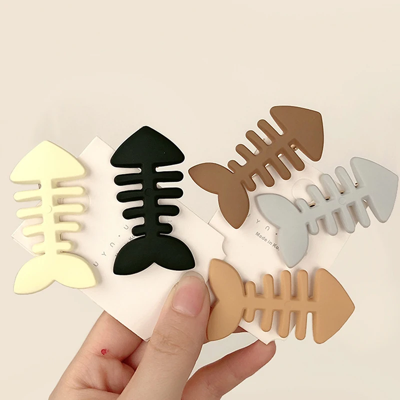 

Simple Milk Tea Color Fishbone Hairpin Girl Cute Bangs Barrettes Sweet Side Hairgrips Temperament Duckbill Clip Hair Accessories