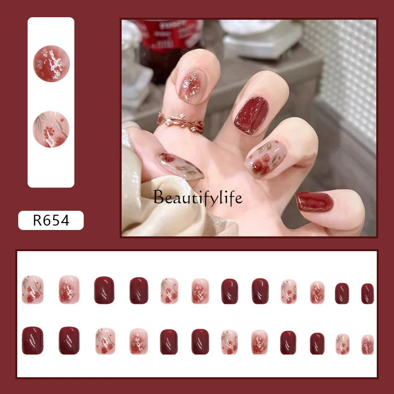 Atmospheric manicure rose red gold foil smudged fake nails ice transparent jujube red wearing armor